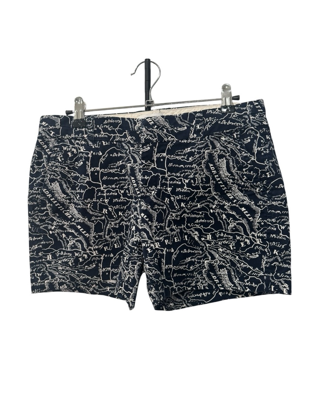 Crown & Ivy shorts feature an all-over white vintage map print size 6